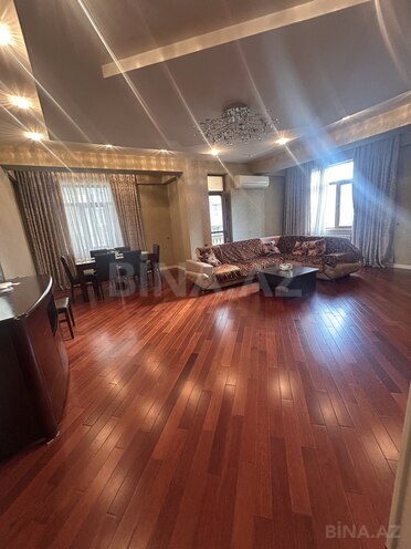 İcarəyə verilir 3 otaqlı yeni tikili 147 m², Nizami m., photo 1 from 24