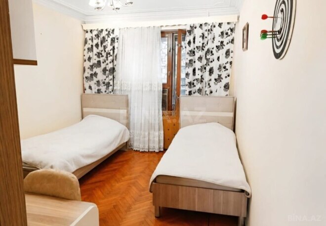 Продаётся 3-комн. вторичка 80 м², Хатаинский р., photo 7 from 18
