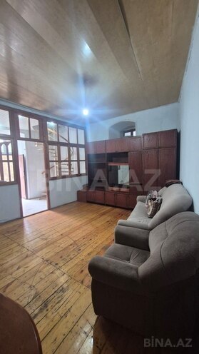 İcarəyə verilir 2 otaqlı köhnə tikili 70 m², Nizami m., photo 1 from 12