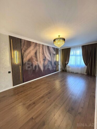 Продается 2-комн. вторичка 70 м², м. Ази Асланов, photo 3 from 11