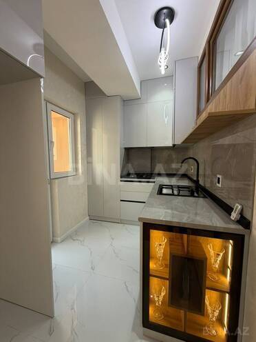 Продаётся 2-комн. вторичка 65 м², м. Ази Асланов, photo 8 from 13