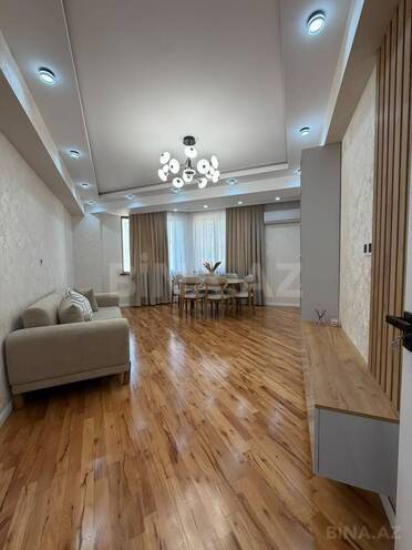 Продаётся 2-комн. вторичка 65 м², м. Ази Асланов, photo 3 from 13