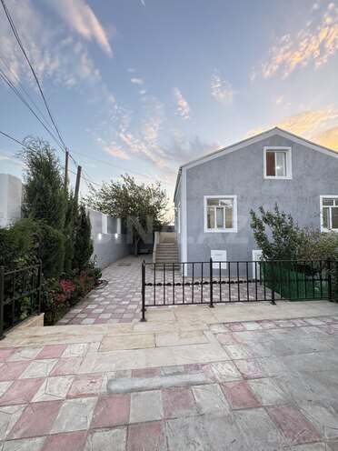 Satılır 4 otaqlı həyət evi/bağ evi 160 m², Hövsan q., photo 1 from 30