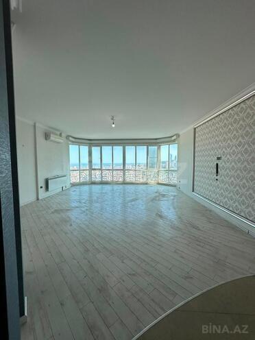 Продается 3-комн. новостройка 187 м², м. Низами, photo 1 from 19