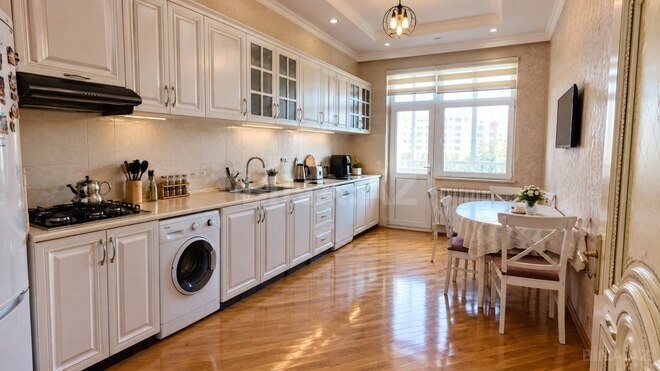 Продается 3-комн. новостройка 130 м², м. 20 января, photo 1 from 13