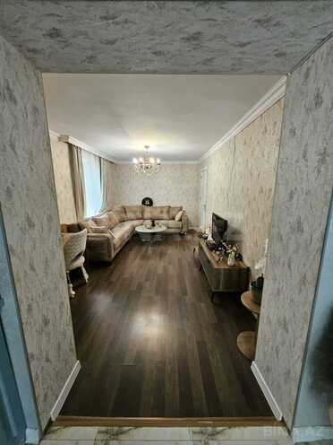 Satılır 2 otaqlı köhnə tikili 70 m², İnşaatçılar m., photo 3 from 14
