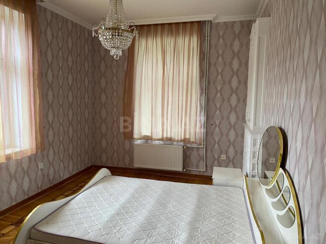 Сдается 4-комн. вторичка 120 м², м. Ичеришехер, photo 21 from 29