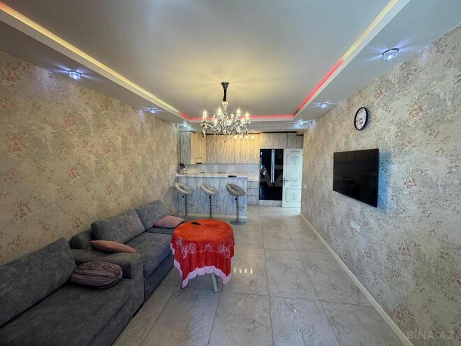 Сдаётся 3-комн. новостройка 90 м², Хатаинский р., photo 1 from 11