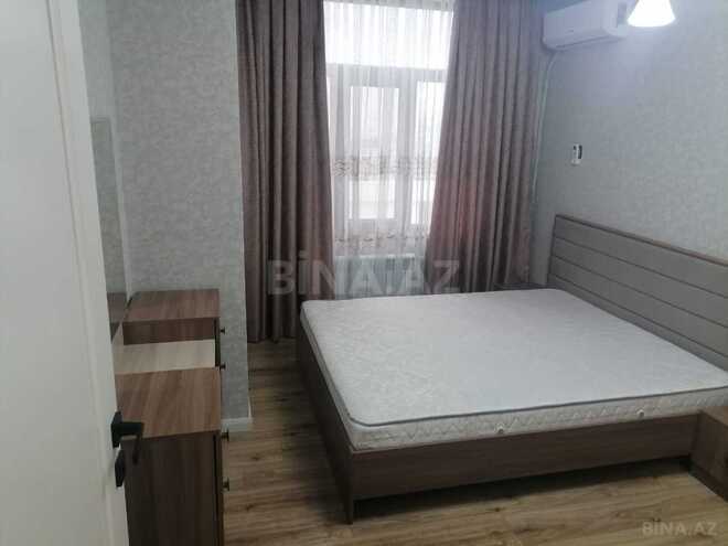 Сдается 2-комн. новостройка 70 м², м. Иншаатчылар, photo 1 from 14