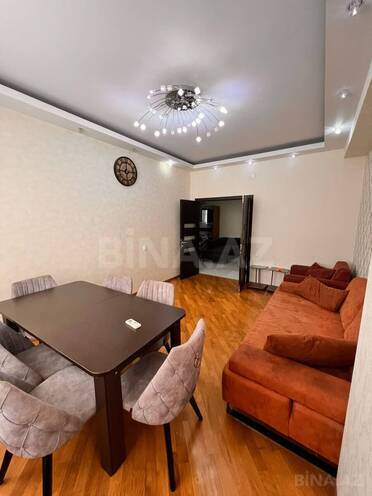 Сдаётся 3-комн. новостройка 120 м², м. Кара Караев, photo 1 from 20