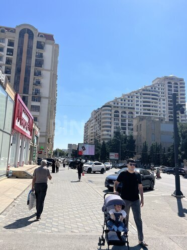 Satılır 3 otaqlı köhnə tikili 83 m², Bakıxanov q., photo 1 from 14
