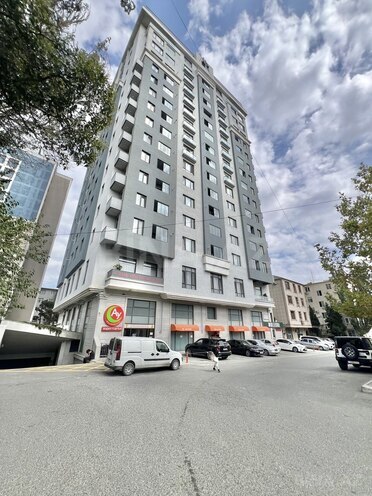 Продаётся 2-комн. новостройка 80 м², м. Мемар Аджеми, photo 1 from 17