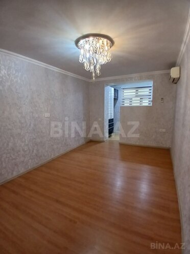 Продаётся 2-комн. вторичка 35 м², Абшеронcкий  р., photo 1 from 26