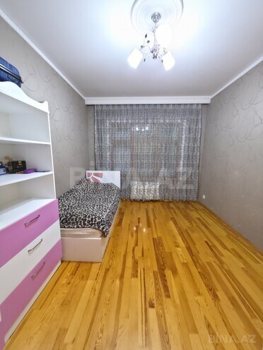 Продаётся 4-комн. вторичка 120 м², пос. Бакиханова, photo 17 from 31