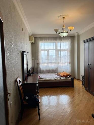 Продается 3-комн. новостройка 138 м², м. Низами, photo 4 from 10