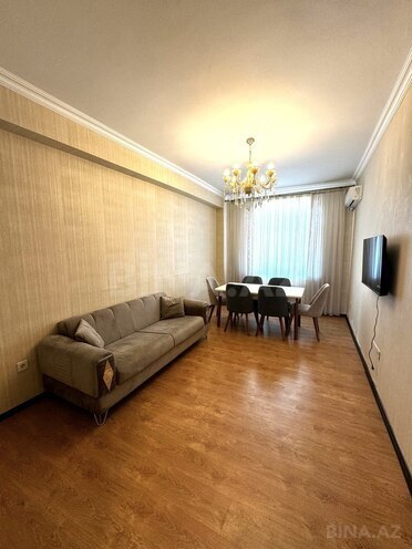 Сдаётся 3-комн. новостройка 80 м², Ясамальский р., photo 1 from 17