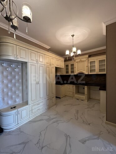 Продаётся 2-комн. новостройка 81 м², м. Низами, photo 6 from 20