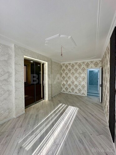 Продаётся 3-комн. вторичка 65 м², м. Ази Асланов, photo 11 from 17