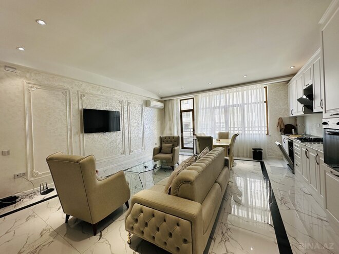 İcarəyə verilir 6 otaqlı yeni tikili 300 m², 28 May m., photo 3 from 23