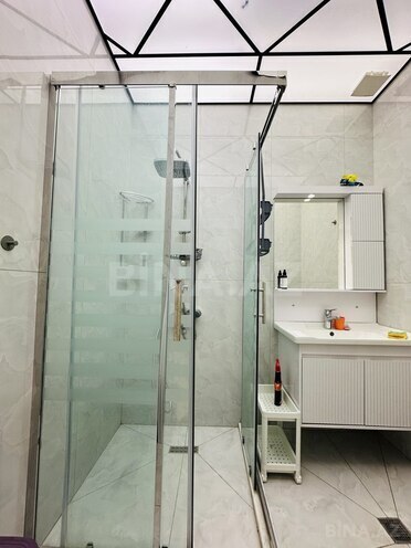 İcarəyə verilir 6 otaqlı yeni tikili 300 m², 28 May m., photo 17 from 23