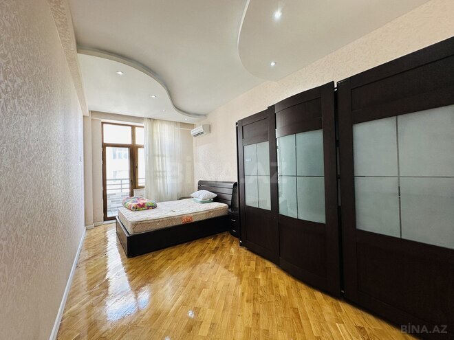 İcarəyə verilir 6 otaqlı yeni tikili 300 m², 28 May m., photo 9 from 23