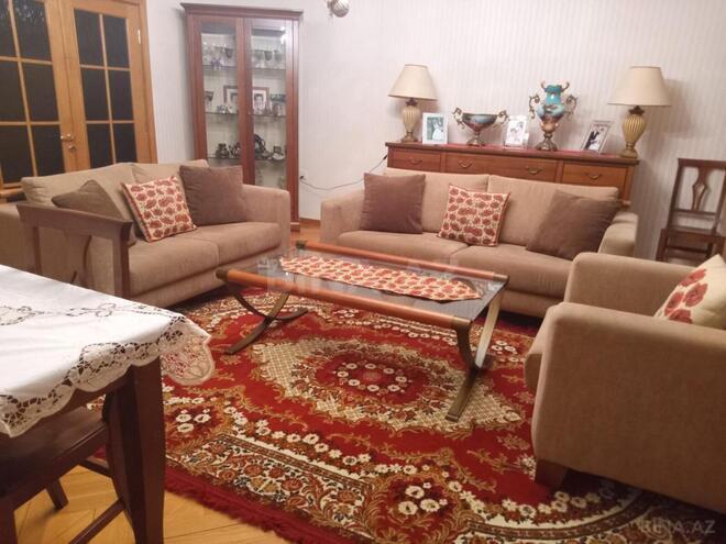İcarəyə verilir 4 otaqlı yeni tikili 110 m², İçəri Şəhər m., photo 1 from 10
