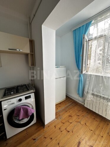 Satılır 2 otaqlı köhnə tikili 68 m², İnşaatçılar m., photo 11 from 15