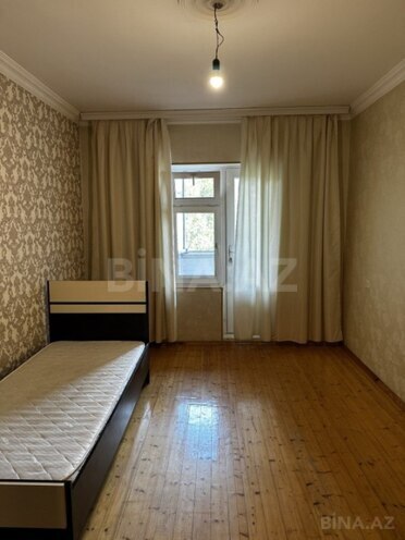 Satılır 2 otaqlı köhnə tikili 68 m², İnşaatçılar m., photo 4 from 15