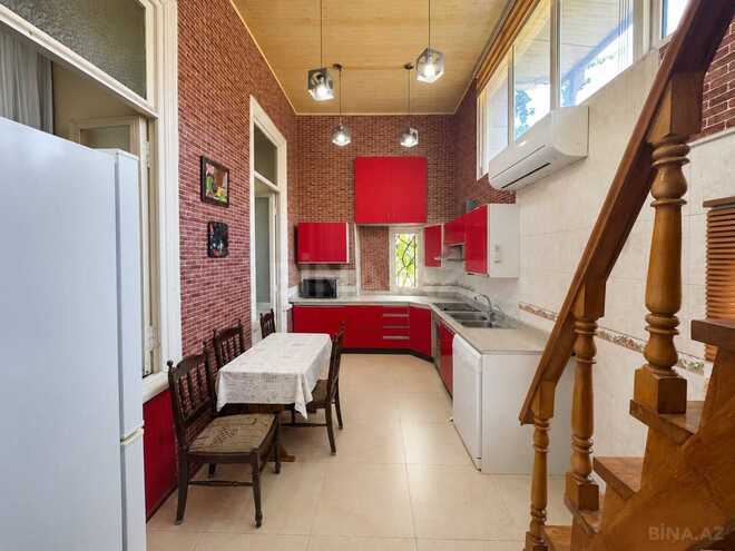 Satılır 4 otaqlı köhnə tikili 120 m², Sahil m., photo 22 from 32