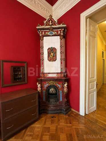Satılır 4 otaqlı köhnə tikili 120 m², Sahil m., photo 15 from 32