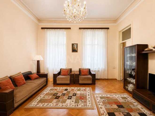 Satılır 4 otaqlı köhnə tikili 120 m², Sahil m., photo 6 from 32