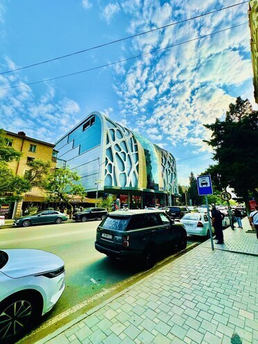 Продаётся 3-комн. вторичка 75 м², м. Нариман Нариманов, photo 1 from 13
