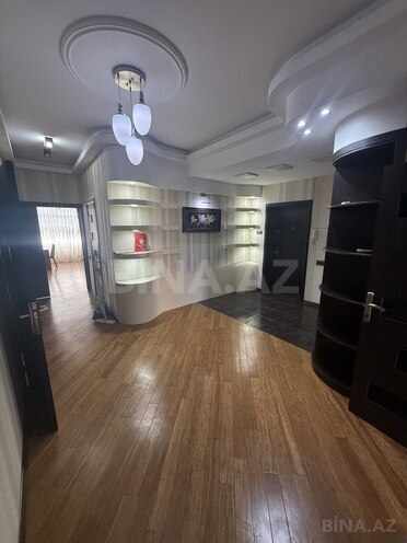 Сдаётся 3-комн. новостройка 120 м², photo 3 from 16