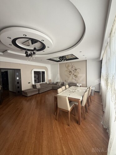 Сдаётся 3-комн. новостройка 120 м², photo 12 from 16