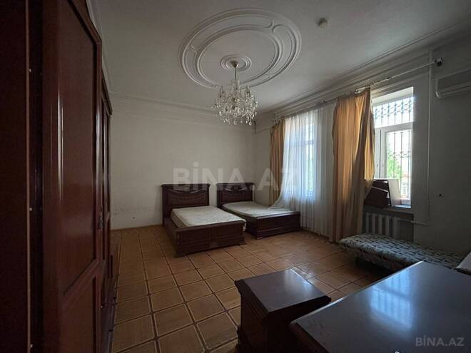 Satılır 8 otaqlı həyət evi/bağ evi 600 m², Badamdar q., photo 12 from 17