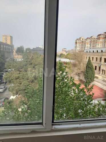 Продается 1-комн. вторичка 32 м², м. Низами, photo 9 from 11