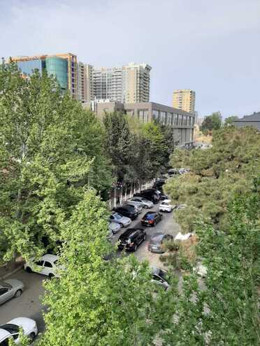 Продается 1-комн. вторичка 32 м², м. Низами, photo 10 from 11