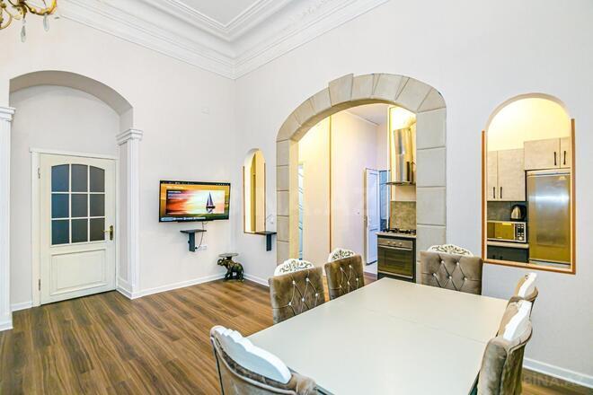 İcarəyə verilir 5 otaqlı yeni tikili 160 m², Sahil m., photo 3 from 21