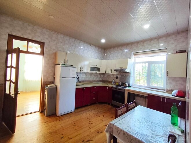 Продаётся 9-комн. дом/дача 450 м², Хатаинский р., photo 9 from 32