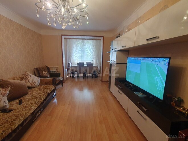 Satılır 3 otaqlı köhnə tikili 70 m², Qara Qarayev m., photo 17 from 18