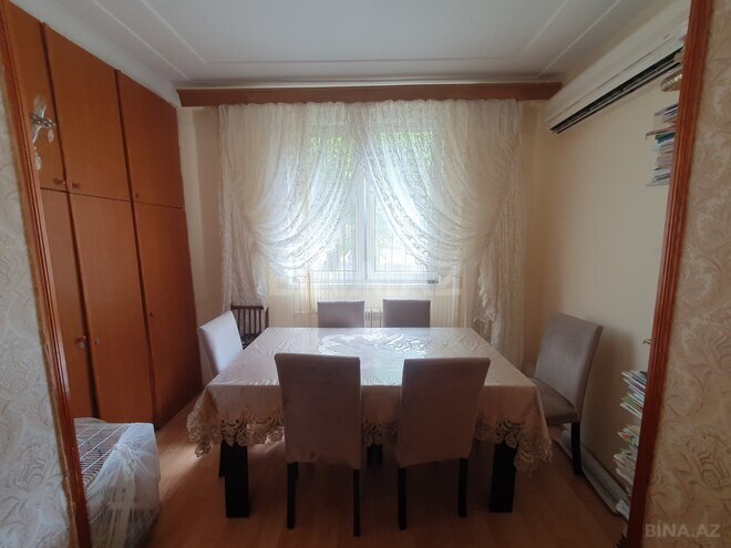 Satılır 3 otaqlı köhnə tikili 70 m², Qara Qarayev m., photo 16 from 18