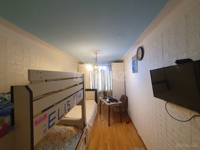 Satılır 3 otaqlı köhnə tikili 70 m², Qara Qarayev m., photo 10 from 18