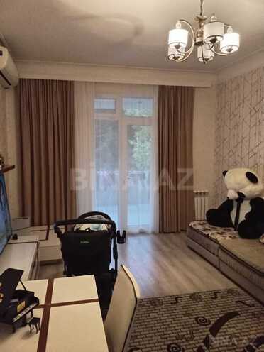 Продается 2-комн. вторичка 60 м², photo 1 from 9