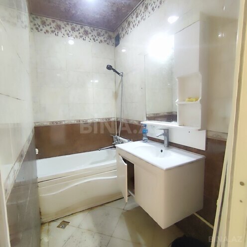 Продаётся 2-комн. вторичка 70 м², м. Нефтчиляр, photo 11 from 16