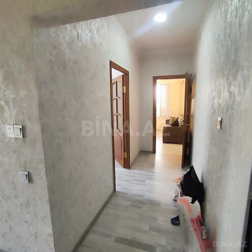 Продаётся 2-комн. вторичка 70 м², м. Нефтчиляр, photo 13 from 16