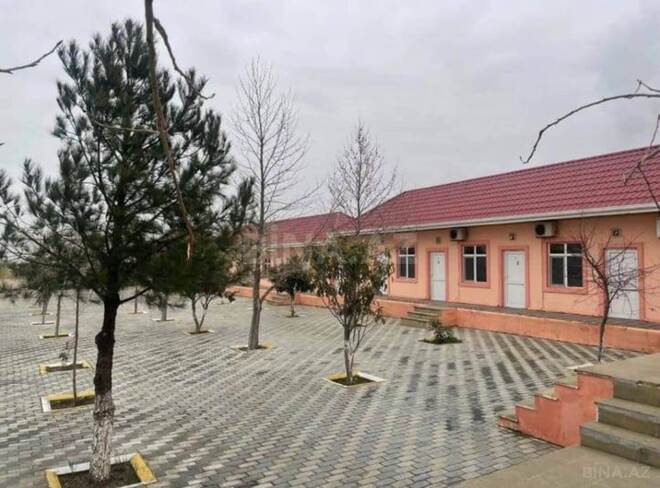 Satılır  obyekt 400 m², Saray q., photo 1 from 10