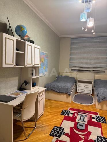 Продаётся 3-комн. новостройка 141 м², м. Нефтчиляр, photo 8 from 16