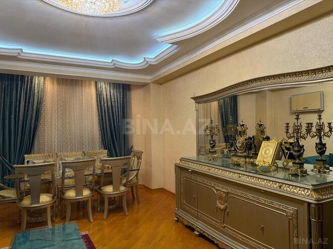 Продаётся 3-комн. новостройка 141 м², м. Нефтчиляр, photo 1 from 16