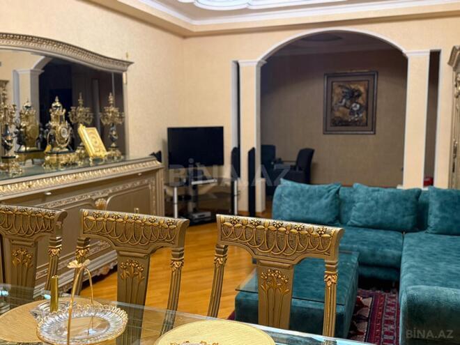 Продаётся 3-комн. новостройка 141 м², м. Нефтчиляр, photo 4 from 16