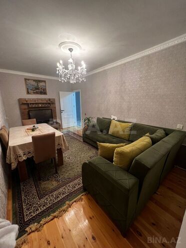 Satılır 3 otaqlı köhnə tikili 80 m², Qaraçuxur q., photo 1 from 15